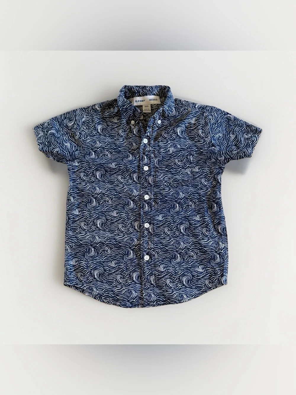 Old Navy Boys 5/5T Button Down Shirt Lot of 3 Short Sleeve Patterned